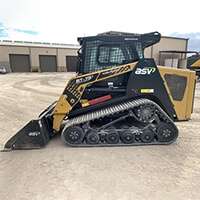 Compact Loaders / Skid Steers